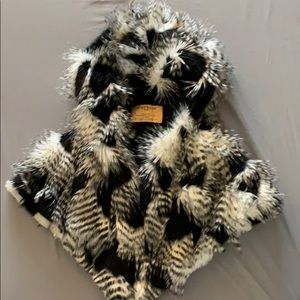 SPIRITHOODS Warbler Shawl